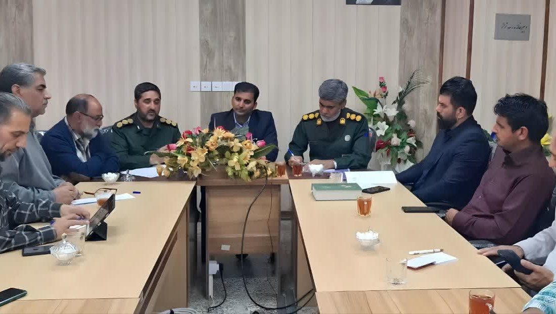 نمایش قدرت دانشآموزان تربتجام در هفته بسیج و حماسه بزرگ ۱۳ آبان