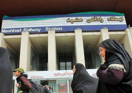 ۷۰ درصد قطارهای مسافربری کشور در مسیر مشهد تردد دارند