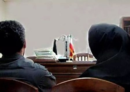 دختر ۱۵ ساله از دست پدر و مادرش به کلانتری پناه برد!