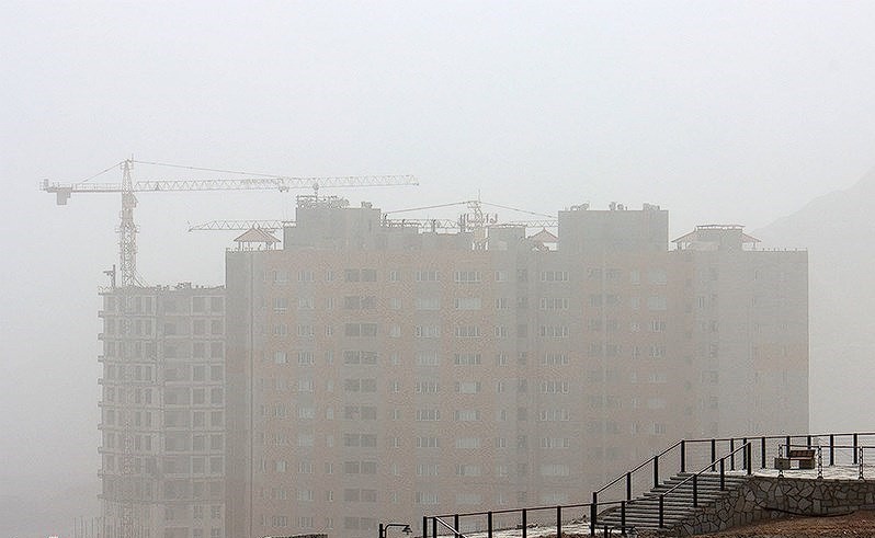 شرایط خطرناک هوا در مشهد‌/ مراکز آموزشی، مهدهای کودک و باشگاه‌ها تعطیل شدند
