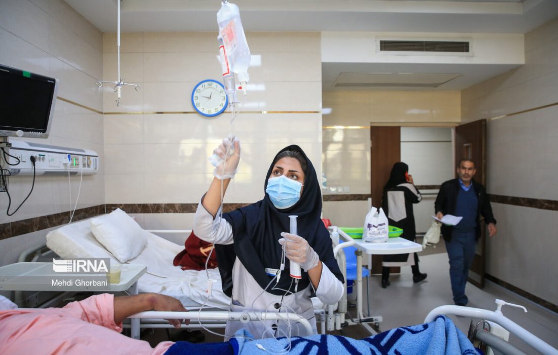 شاخص تعداد”پرستار به تخت”در دانشگاه علوم پزشکی مشهد نصف میانگین کشوری است
