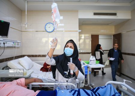 شاخص تعداد”پرستار به تخت”در دانشگاه علوم پزشکی مشهد نصف میانگین کشوری است
