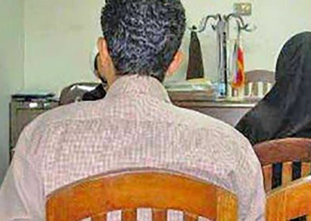 گواهی جعلی برای مدرسه دخترانه ! / فرزین مرا به شدت کتک زد!