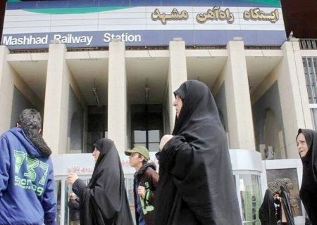 سفر ایرانیان با قطار به مشهد افزایش یافت