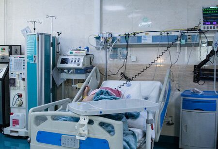 درخواست رئیس بیمارستان شهید هاشمی‌نژاد مشهد برای افزایش ۲۰۰ تخت بستری