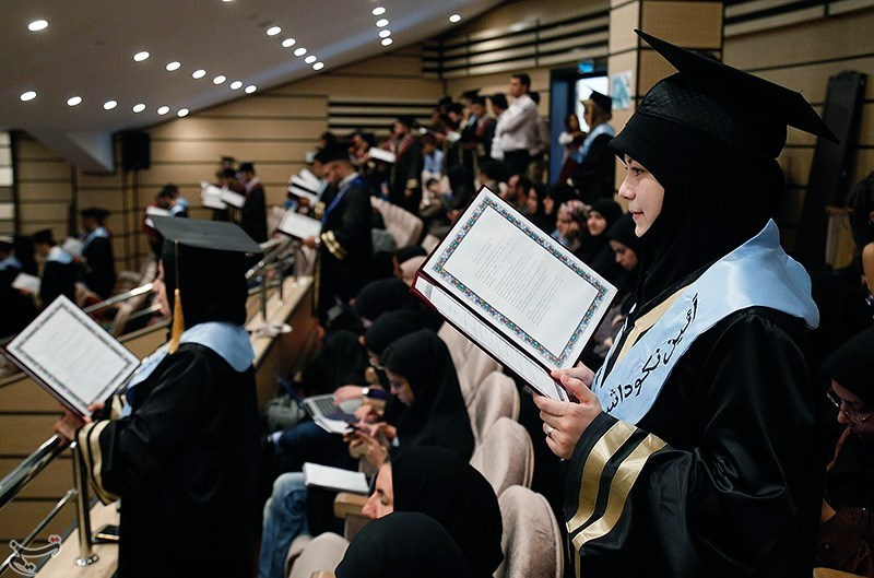 تحصیل بیش از ۴۰۰ دانشجوی بین‌الملل در دانشگاه علوم پزشکی مشهد