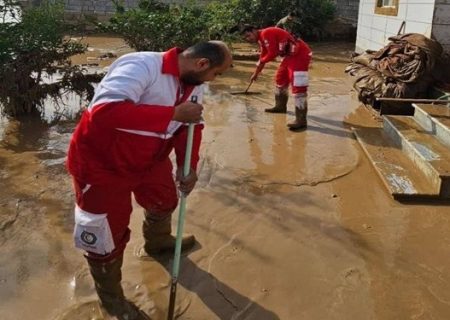امدادرسانی به خانواده های سیل زده در شهر مشهد