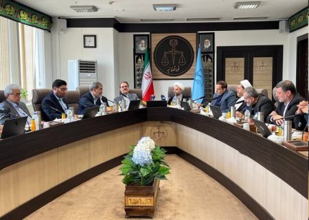 اهمیت برگزاری جلسات منظم بین مجمع نمایندگان خراسان رضوی و مسئولین قوه قضائیه
