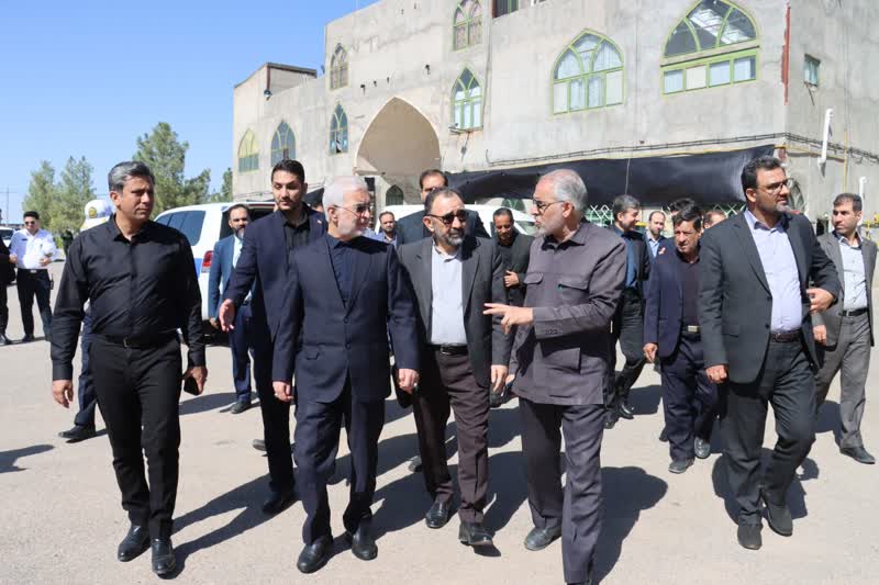 بازدید وزیر کشور از مواکب مسیر زائران پیاده امام رضا«ع» در محورهای ورودی شهر مشهد