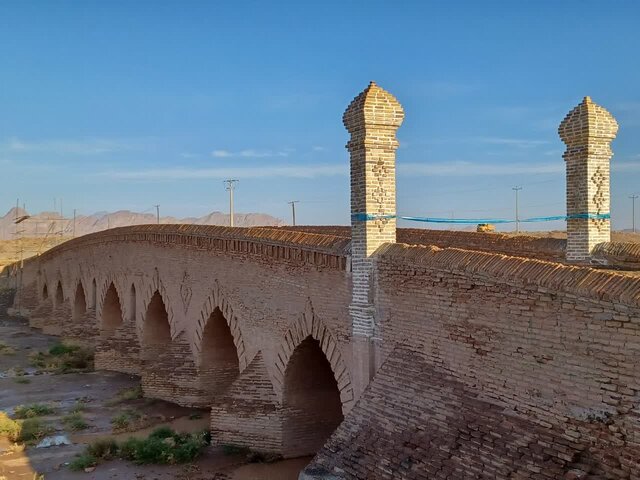 مرمت گلدسته‌های پل تاریخی سالار، بنای تاریخی مربوط به دوران قاجار