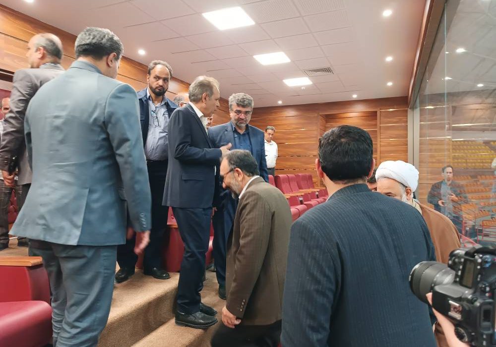 بازدید استاندار خراسان رضوی از سالن ۷ هزار نفره شهید رئیسی مشهد