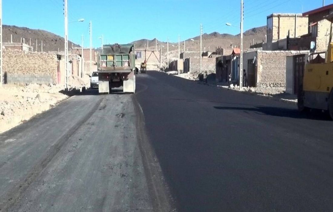 آسفالت ۱۳۰ هزار مترمربع از معابر روستایی شهرستان خواف