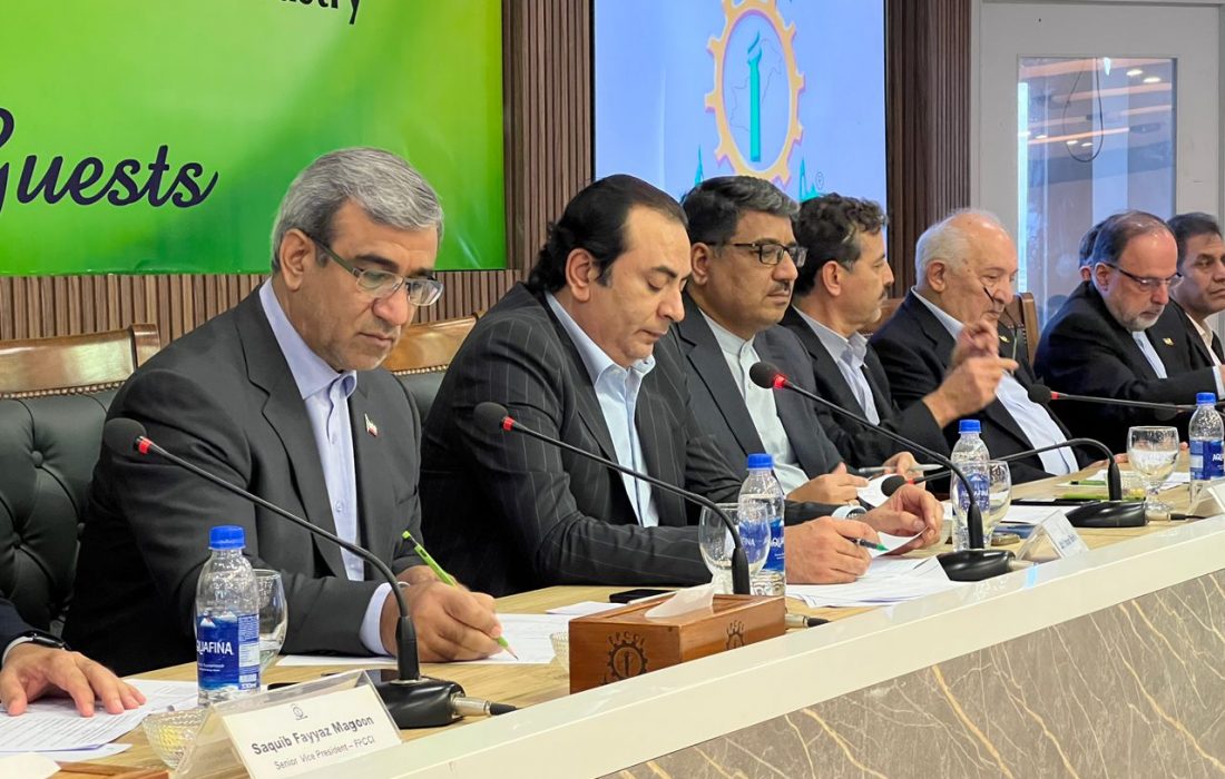 آغاز پرواز مستقیم مشهد – کراچی؛ گامی مؤثر در تقویت روابط اقتصادی و گردشگری