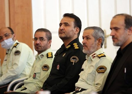 مراسم تکریم و معارفه فرمانده انتظامی مشهد برگزار شد