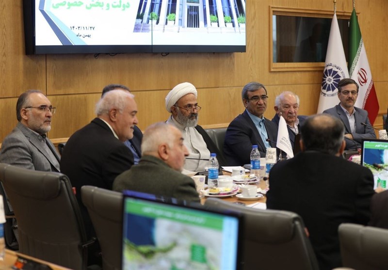 تاکید استاندار خراسان رضوی بر استفاده از ظرفیت‌های استانی برای تکمیل محور مشهد- تهران