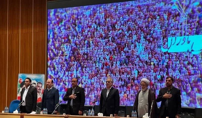 شعار وفاق ملی و دولت چهاردهم بر لزوم تغییر تأکید دارد