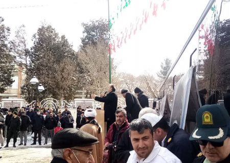 مذاکره راه حل مشکلات اقتصادی کشور نیست