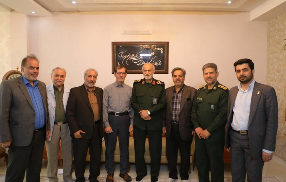 عیادت فرمانده سپاه امام رضا(ع) از پیشکسوت ورزش های پهلوانی وزورخانه ای استان