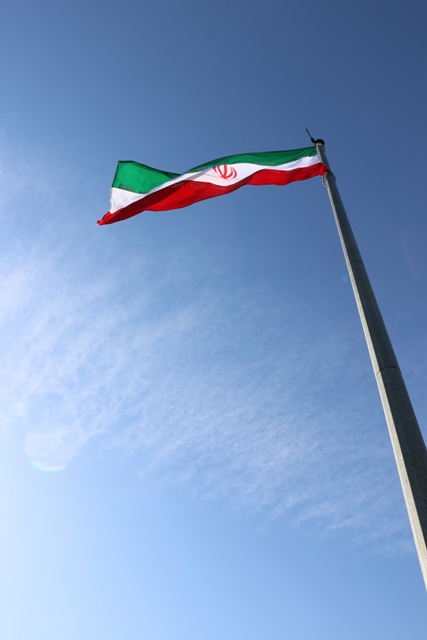 ما ایستاده ایم…