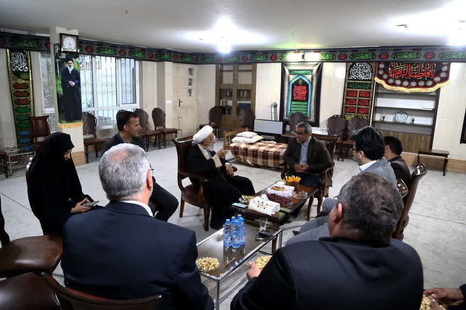 دیدار استاندار خراسان رضوی با آیت الله راشد یزدی
