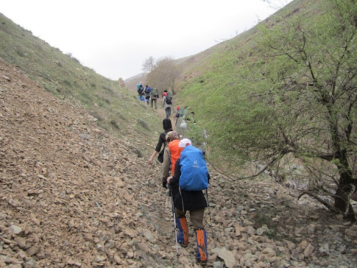 همایش کوهپیمایی خانوادگی در ارتفاعات دره کنان چناران برگزار می شود