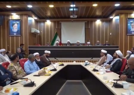 نشست همدلی علمای تشیع و تسنن شهرستان خواف برگزار شد