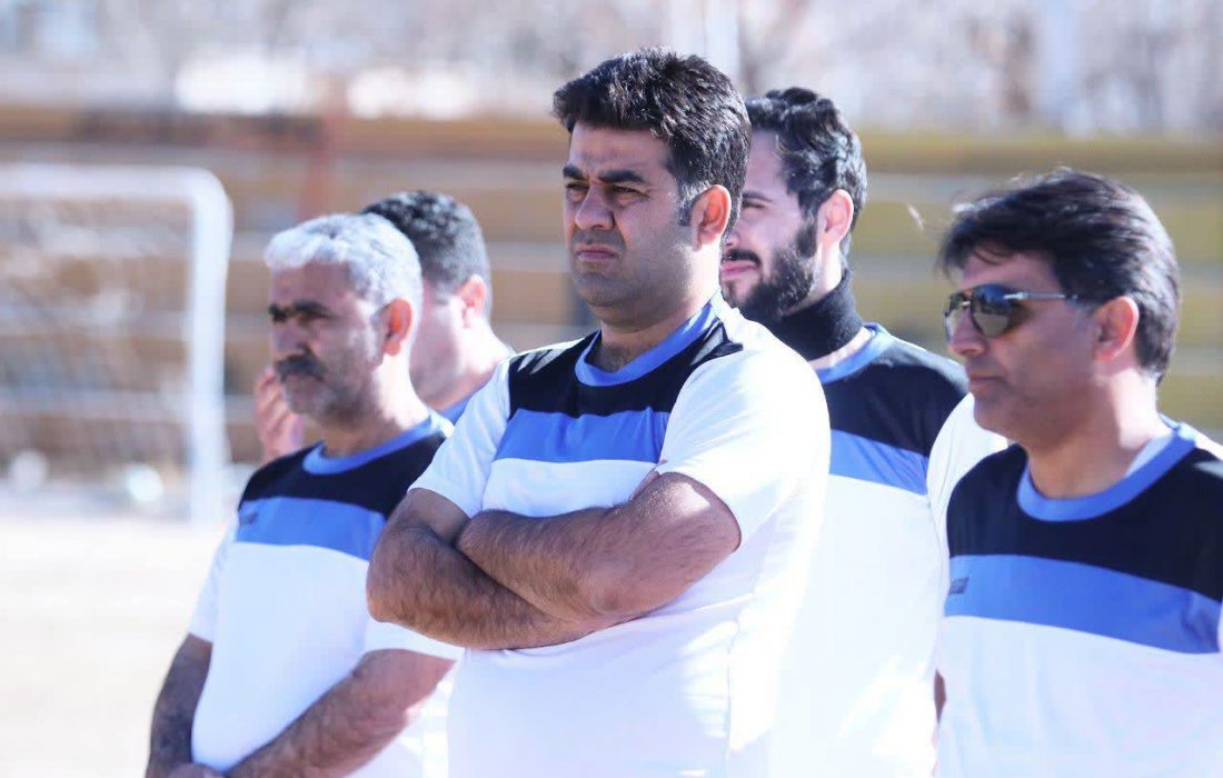 مسئولان به فریاد تنها زمین چمن فوتبال تربت جام برسند