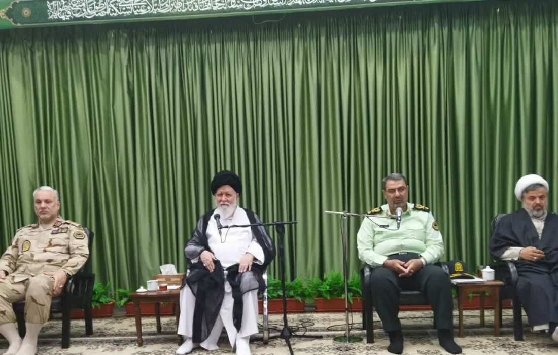 دیدار فرماندهان عالی انتظامی خراسان رضوی با نماینده ولی فقیه و امام جمعه مشهد مقدس