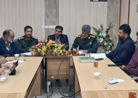 نمایش قدرت دانش‌آموزان تربت‌جام در هفته بسیج و حماسه بزرگ ۱۳ آبان