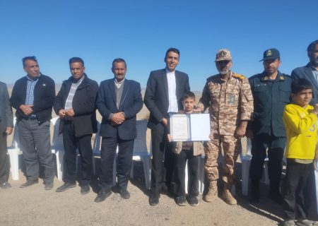 همسر و مادر شهیدان فکوری به فرزندان و همسر شهیدش پیوست