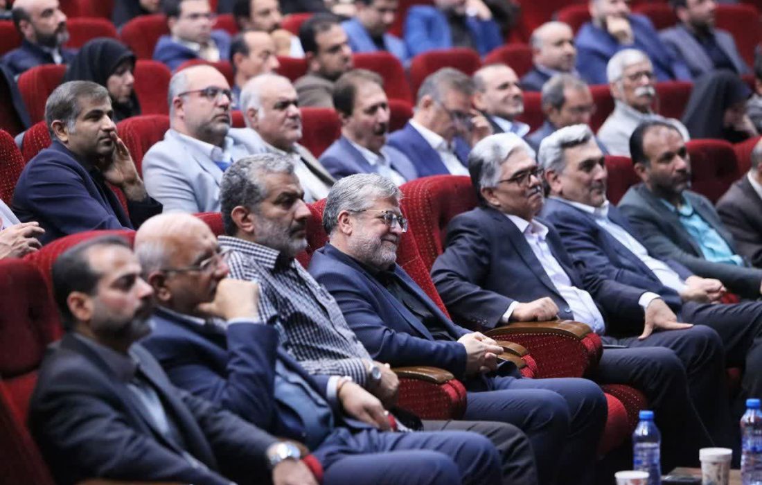 دولت و مجلس باید گام نخست حکمرانی شهری را بردارند