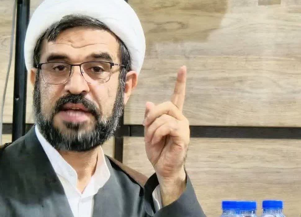 تعطیل‌نبودن پنجشنبه‌ها در خراسان رضوی عادلانه نیست