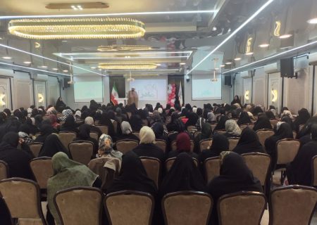 تجلیل از مقام زن و مادر در موسسه محبان الرضا(ع) همزمان با میلاد کوثر