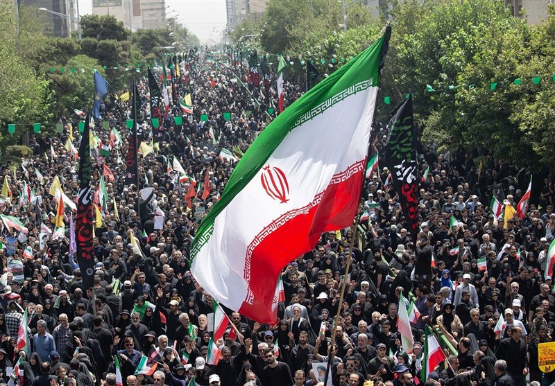 «وحدت قلب‌ها زیر پرچم وطن»