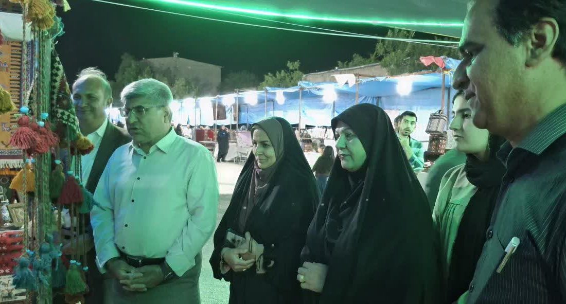 گشایش نمایشگاه صنایع‌دستی گلمکان با ۱۰۰ غرفه از ۱۱ شهر و حضور بانوان کارآفرین
