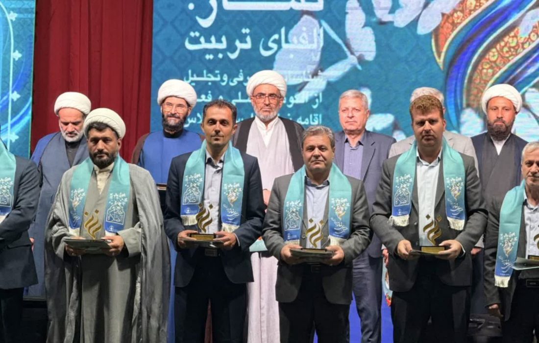 کسب رتبه نخست آموزش و پرورش قوچان در حوزه قرآن، عترت و نماز